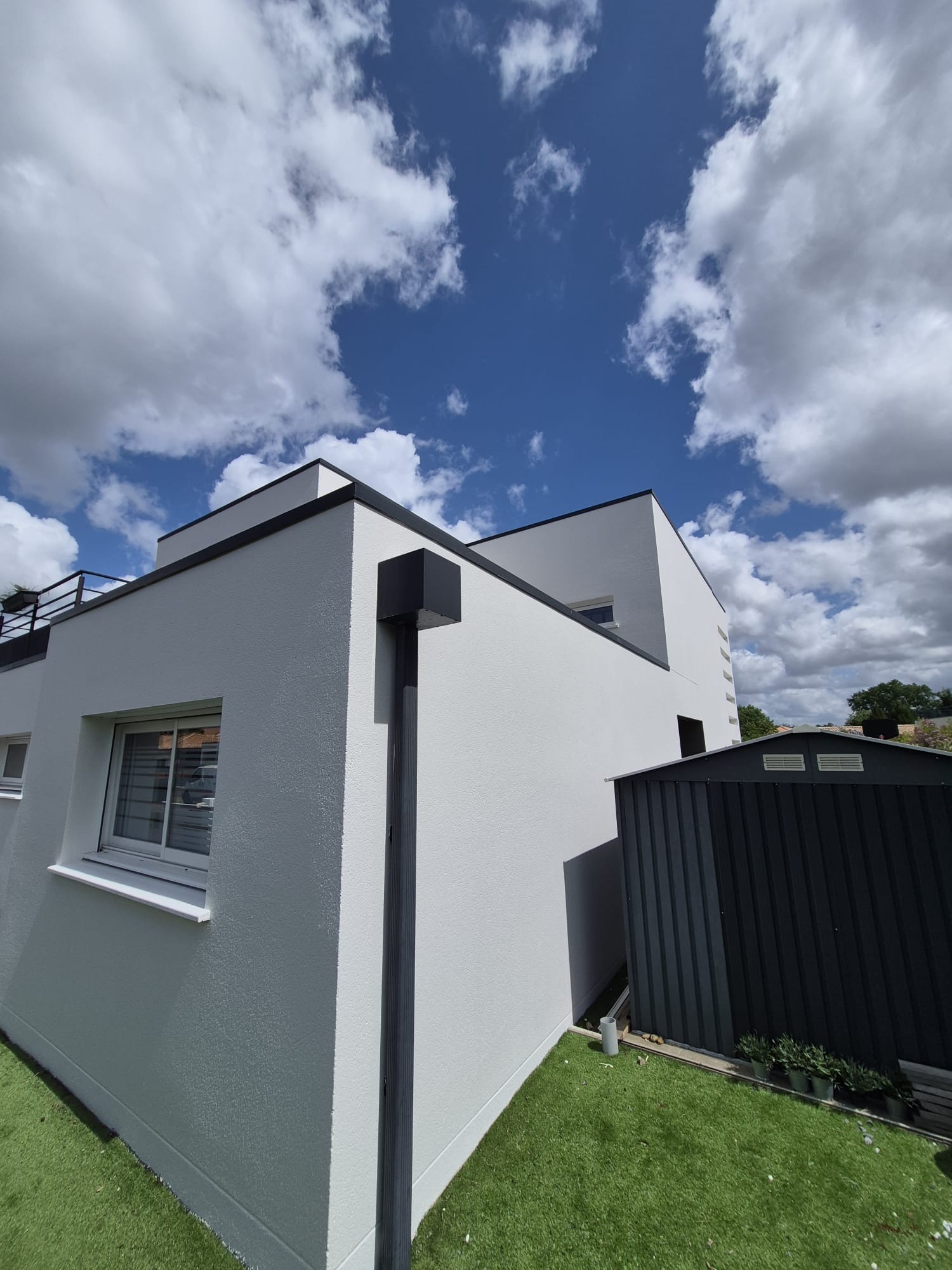 Façade rénovée au Haillan - vue 9